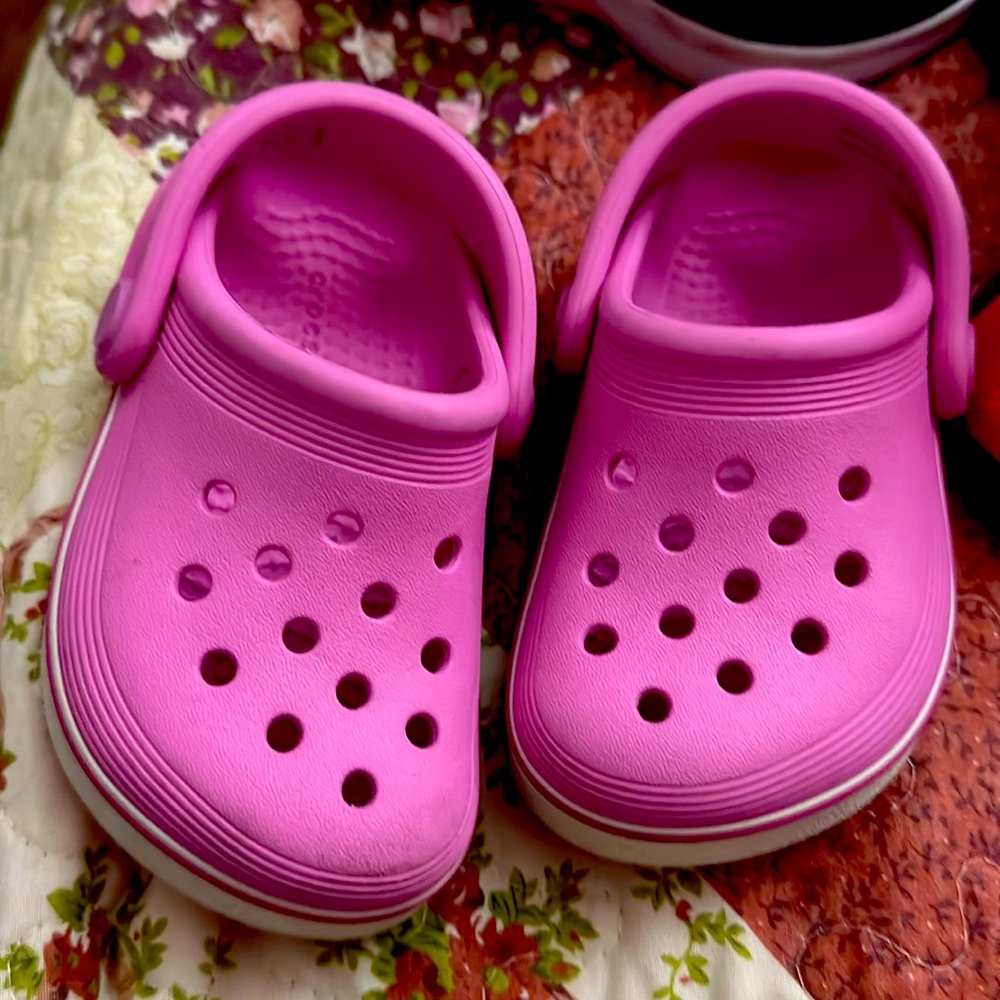 Crocs 6